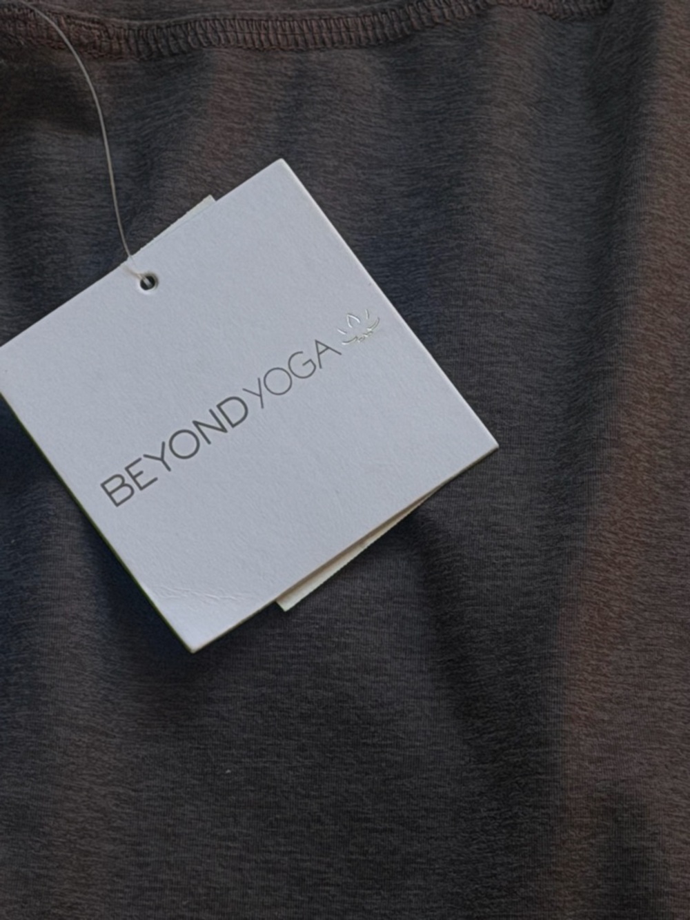 Beyond Yoga Gray Yoga Pants NWT - Picture 4 of 6